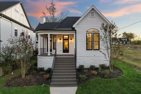 937 S Douglas Ave, Nashville, TN 37204