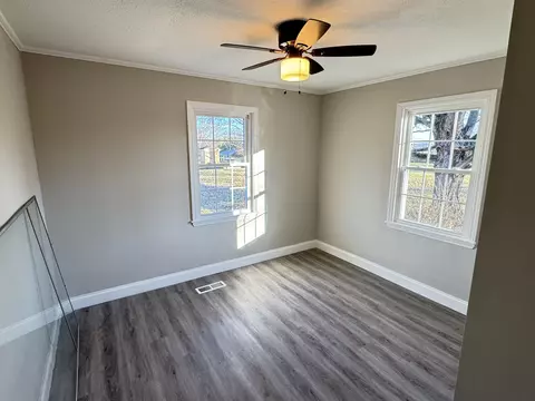 1005 W Main St, Decherd, TN 37324 photo 13