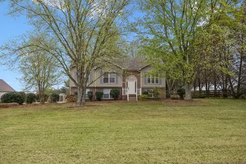 2109 Zion Rd, Columbia, TN 38401