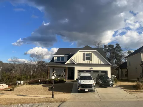 5104 Waterstone Dr, Chattanooga, TN 37416