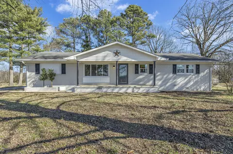 121 Maxwell Rd, Belvidere, TN 37306