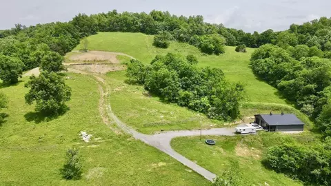 380 Puncheon Camp Rd, Bell Buckle, TN 37020
