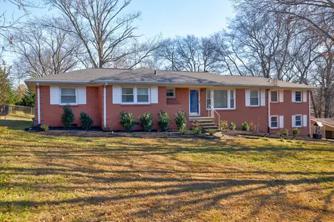 5230 Anchorage Dr, Nashville, TN 37220