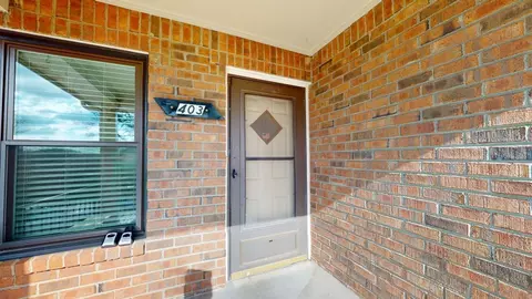 403 Deer Lake Dr, Nashville, TN 37221