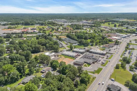 View/Area - 103 Sunset Rd, Dickson, TN 37055 photo 10 of 13
