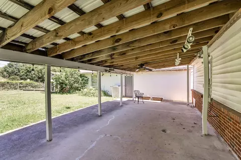Exterior - 103 Sunset Rd, Dickson, TN 37055 photo 5 of 8