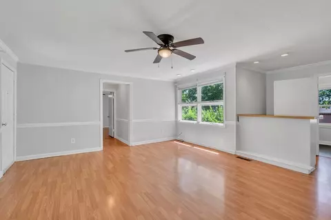 Living - 103 Sunset Rd, Dickson, TN 37055 photo 5 of 8