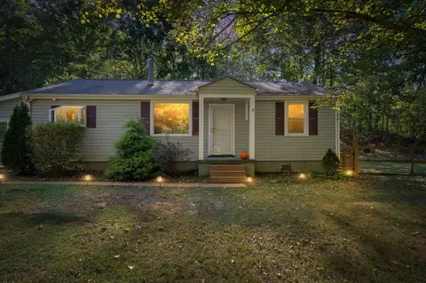 1090 Garland Hollow Rd, Pegram, TN 37143