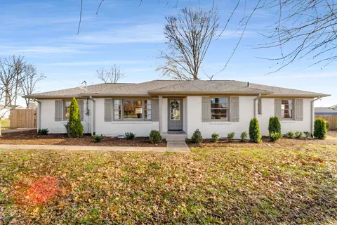177 Clearview Cir, Hendersonville, TN 37075