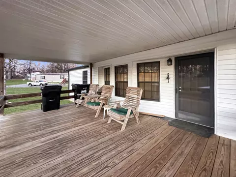 36 Old Hickory Dr, Beechgrove, TN 37018 photo 5