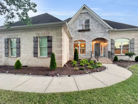 2051 Alexander Blvd, Murfreesboro, TN 37130
