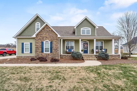 296 Stone Creek Blvd, Mcminnville, TN 37110