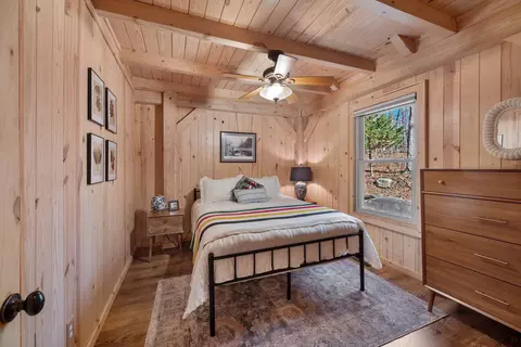 Bedroom - 20 Chickory Ln, Monteagle, TN 37356 photo 2 of 4