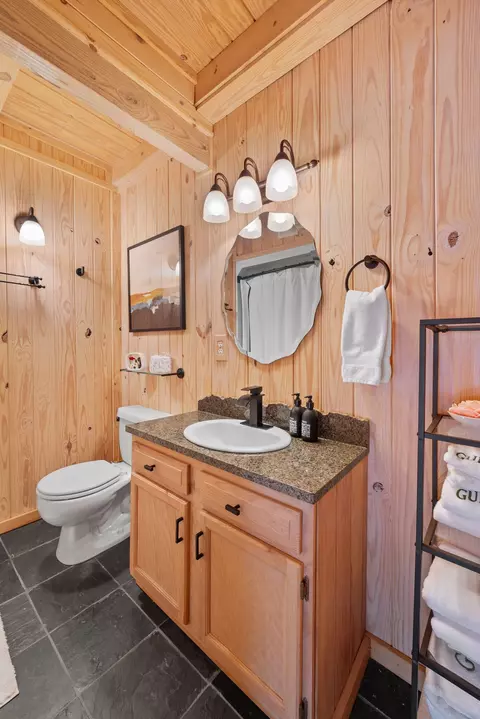 Bath - 20 Chickory Ln, Monteagle, TN 37356 photo 2 of 2