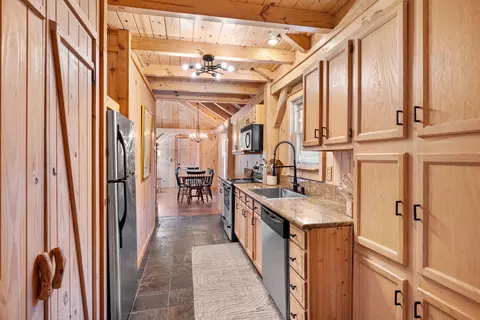Entry Way - 20 Chickory Ln, Monteagle, TN 37356 photo 1 of 1