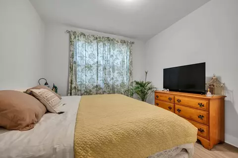 Bedroom - 321 Main St, Mcewen, TN 37101 photo 4 of 5