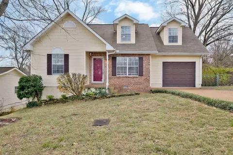 219 Ash Grove Dr, Nashville, TN 37211