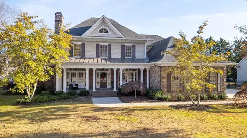 3298 Reflecting Dr, Chattanooga, TN 37415