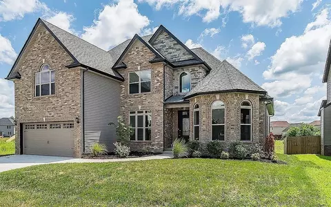 3486 Southwood Dr, Clarksville, TN 37042