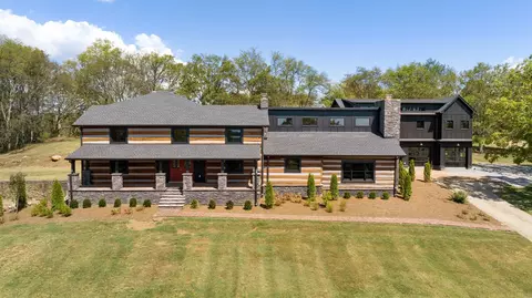 1554 Latimer Ln, Hendersonville, TN 37075