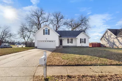 4072 Challis Dr, Clarksville, TN 37040