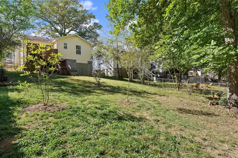 Exterior - 1533 Ocoee Trl, Madison, TN 37115 photo 7 of 8