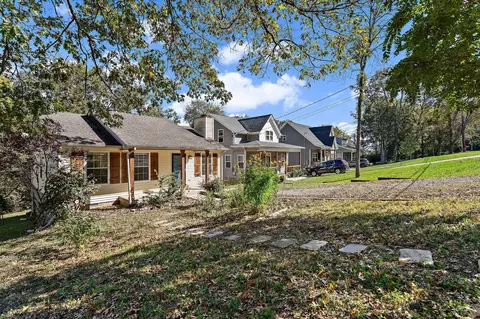 Exterior - 1533 Ocoee Trl, Madison, TN 37115 photo 2 of 8