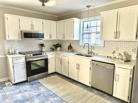 Kitchen - 1533 Ocoee Trl, Madison, TN 37115 photo 1 of 5