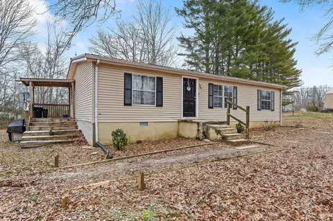 9140 Holmes Creek Rd, Smithville, TN 37166