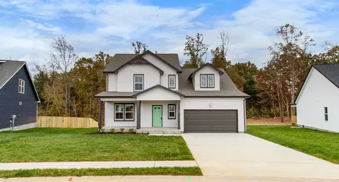 183 Leitrim Dr, Clarksville, TN 37042