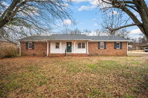 608 Cottonwood St, Pulaski, TN 38478