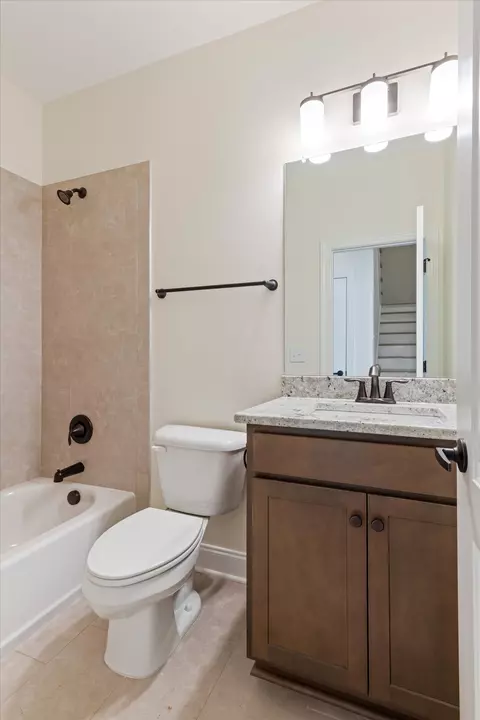 Bath - 429 W Foxrun, Springfield, TN 37172 photo 2 of 3
