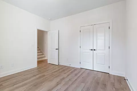 Bedroom - 429 W Foxrun, Springfield, TN 37172 photo 3 of 4