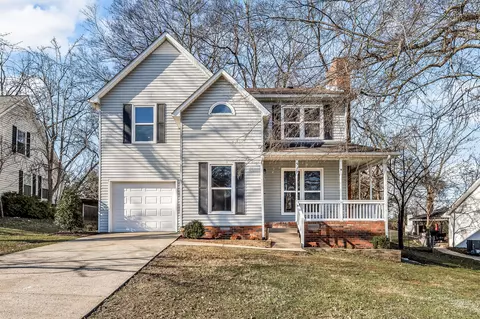 1529 Ashlawn Dr, Murfreesboro, TN 37129