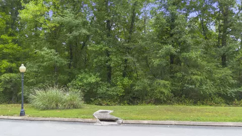 12704 Emerald Bay Dr, Soddy Daisy, TN 37379