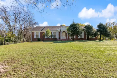 301 Moss Trl, Goodlettsville, TN 37072