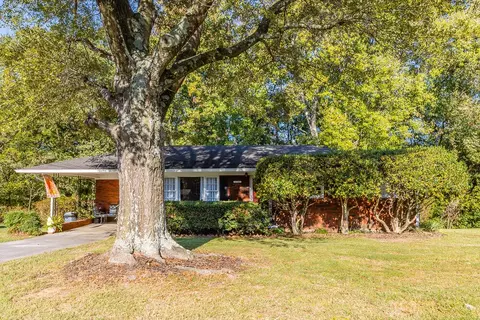 1706 Needham Dr, Dalton, GA 30720