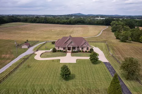 1717 Hwy 130e, Shelbyville, TN 37160