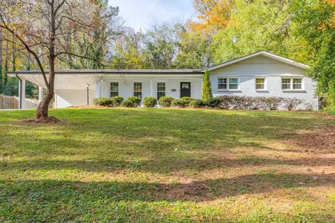 1608 Rio Vista Dr, Dalton, GA 30720