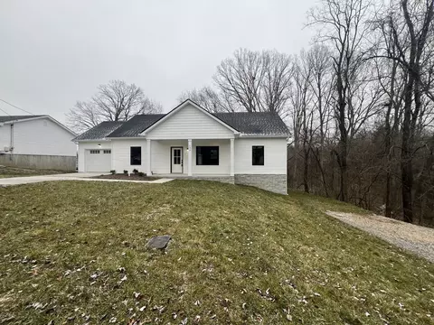 703 Ranch Hill Dr, Clarksville, TN 37042