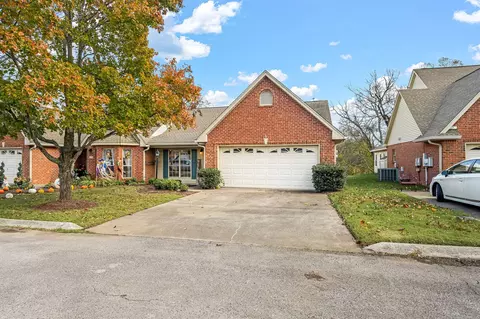 411 Riveredge Ct, Murfreesboro, TN 37128 photo 2