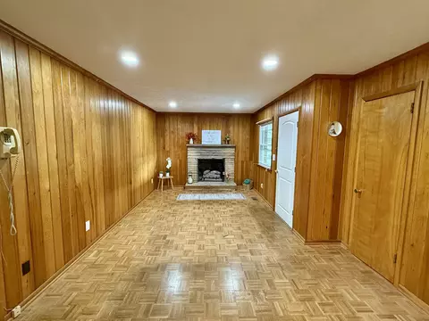 Living - 558 First Ave S S, Baxter, TN 38544 photo 7 of 8