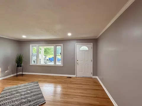 Living - 558 First Ave S S, Baxter, TN 38544 photo 5 of 8