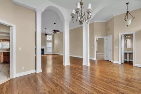 8544 Streamside Dr, Ooltewah, TN 37363 photo 7