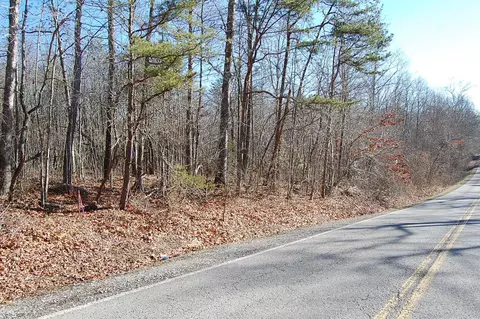 4 Henson Gap Rd, Soddy Daisy, TN 37379