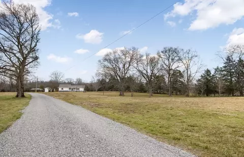 679 Alsup Mill Rd, Murfreesboro, TN 37130