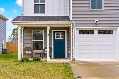 132 Quarry Ridge Rd, Clarksville, TN 37043