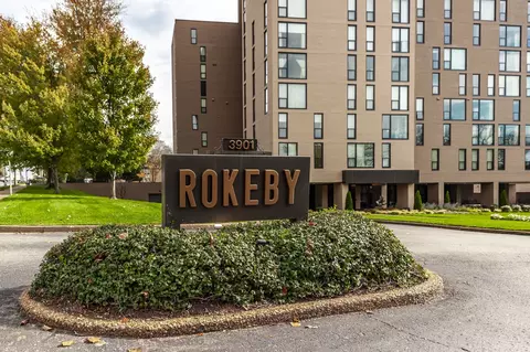 3901 W End Ave #904, Nashville, TN 37205