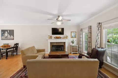 Living - 7119 Sutton Pl, Fairview, TN 37062 photo 2 of 5