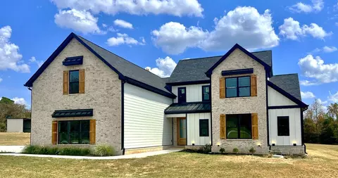 5877 Cainsville Rd, Lebanon, TN 37090